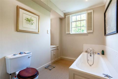 2 bedroom apartment to rent, Sion Hill Place, Bath, BA1